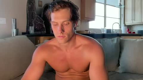 Alex Stone online show from July 10, 10:45 pm