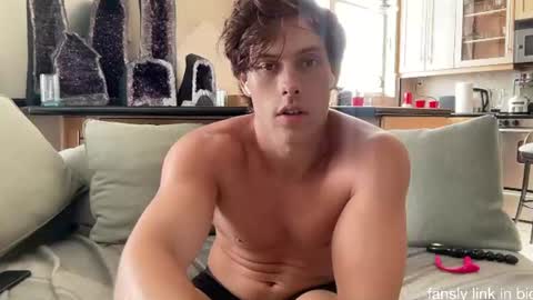Alex Stone online show from July 11, 8:11 pm