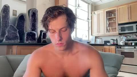 Alex Stone online show from August 7, 7:49 pm