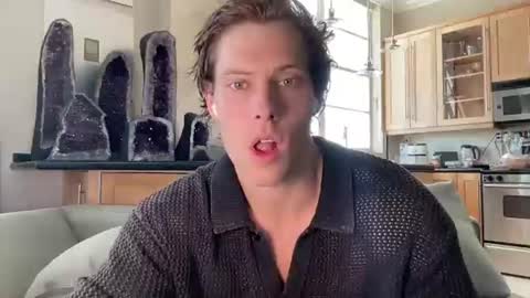 Alex Stone online show from August 8, 7:16 pm