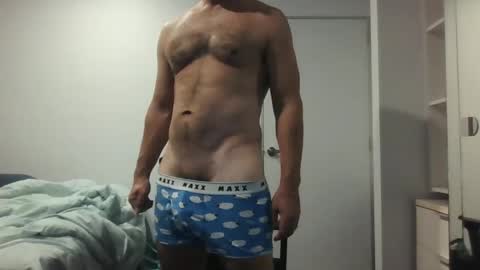 Snapshot of alex_malaka2005 chatting on December 2, 11:01 am Alex online show from December 2, 11:01 am