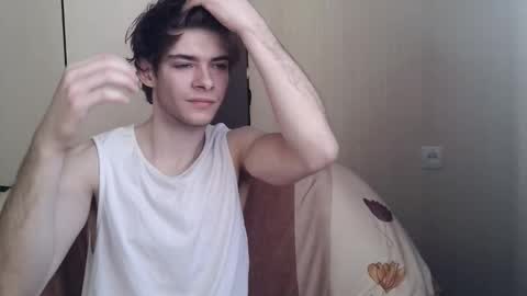 Snapshot of alex_man_01 chatting on February 28, 6:25 am Alex online show from February 28, 6:25 am