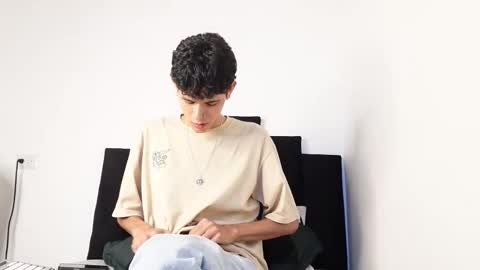 alex_mark_ online show from October 28, 2:31 pm