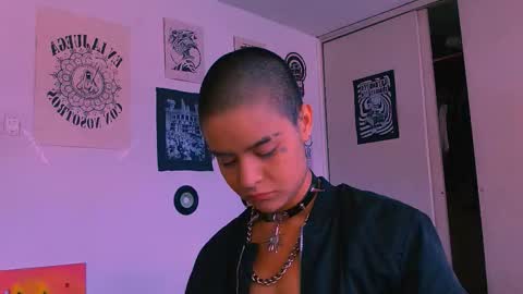 Alex online show from February 28, 6:31 pm