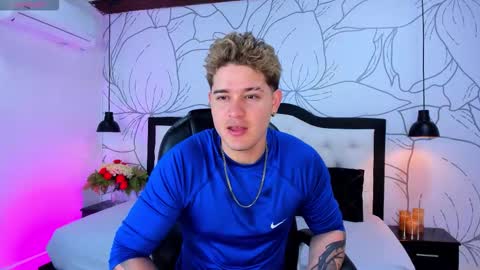 Alex  online show from March 14, 7:52 pm