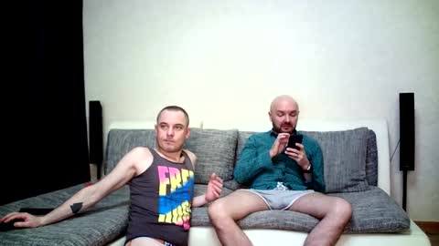 Alex and Tobey online show from January 14, 6:19 am