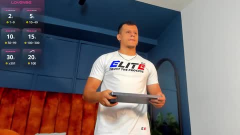 Alex Towers online show from December 18, 6:46 pm