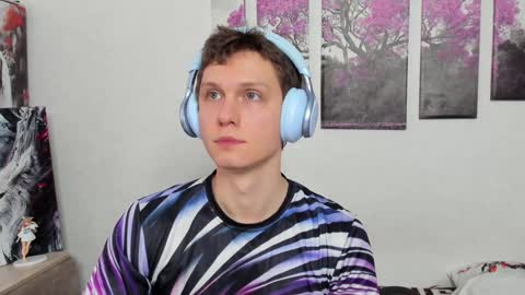 Alex WandHot online show from February 3, 6:13 am