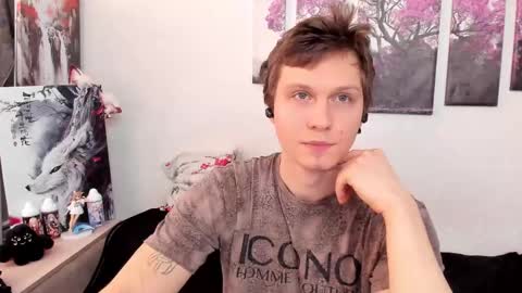 Alex WandHot online show from February 26, 7:20 am