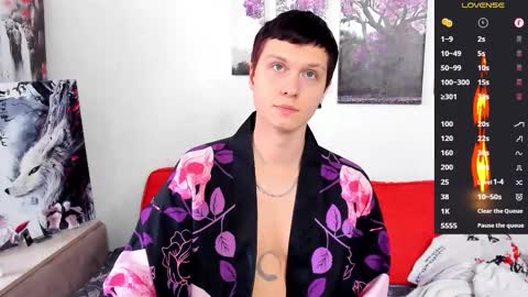 Alex WandHot online show from October 2, 4:52 am