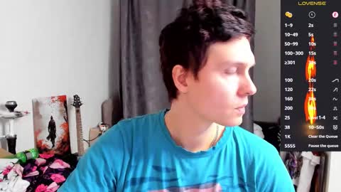 Alex WandHot online show from October 10, 9:30 am