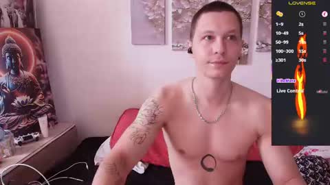 Snapshot of alex_wandhot chatting on July 1, 5:09 am Alex WandHot online show from July 1, 5:09 am