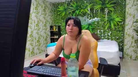 alexa1aome online show from December 21, 8:27 pm