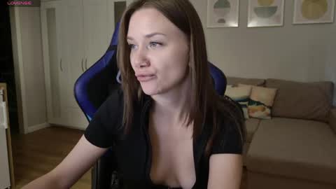Snapshot of alexa_feels chatting on May 21, 4:36 pm Little Duck homie online show from May 21, 4:36 pm