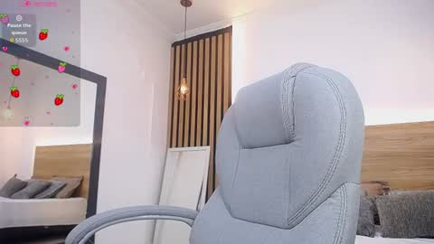 Alexa Forbes online show from July 28, 3:57 am