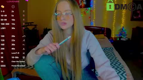Snapshot of alexa_glory chatting on January 5, 12:31 pm Alexa online show from January 5, 12:31 pm