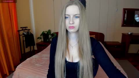 Snapshot of alexa_glory chatting on February 22, 12:19 pm Alexa online show from February 22, 12:19 pm