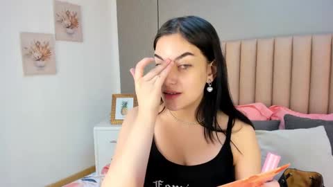 Snapshot of alexa_thaylor_ chatting on January 31, 3:22 pm Alexa Thaylor online show from January 31, 3:22 pm