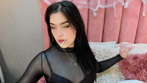 Snapshot of alexa_thaylor_ chatting on October 13, 6:19 pm Alexa Thaylor online show from October 13, 6:19 pm