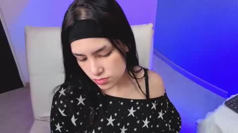 Alexa Thaylor online show from December 22, 2:58 pm