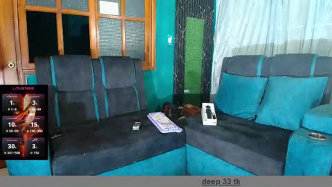 Alexa  y tom online show from April 8, 12:43 am