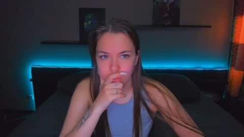 Snapshot of alexabarkley chatting on April 27, 12:30 am angel online show from April 27, 12:30 am