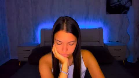 Snapshot of alexabarkley chatting on July 7, 12:24 am angel online show from July 7, 12:24 am