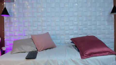 Snapshot of alexadamac chatting on February 28, 7:48 pm alexadamac online show from February 28, 7:48 pm