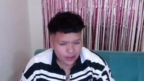 alexander online show from February 19, 6:04 pm