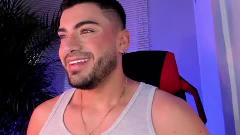 Alexander Diaz online show from October 8, 12:03 pm