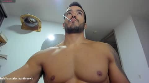 Snapshot of alexander_martines chatting on July 20, 12:36 am Onlyfansalexmartinezwb Instagram alexwbmartinez Twitter martinezcb937 online show from July 20, 12:36 am