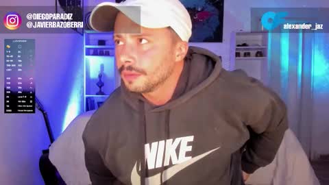 Snapshot of alexanderjaz chatting on February 8, 3:37 pm Alexander Jaz online show from February 8, 3:37 pm