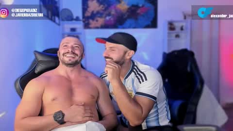 Snapshot of alexanderjaz chatting on February 15, 10:28 pm Alexander Jaz online show from February 15, 10:28 pm