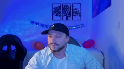 Snapshot of alexanderjaz chatting on July 5, 11:06 am Alexander Jaz online show from July 5, 11:06 am