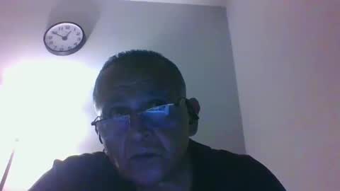 Snapshot of alexanderv28 chatting on February 25, 8:47 am alexanderv28 online show from February 25, 8:47 am