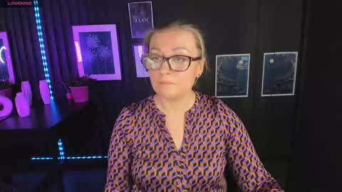 Snapshot of alexandra_kind chatting on February 22, 12:16 am Alexandra online show from February 22, 12:16 am