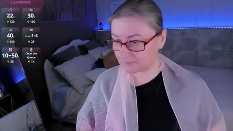 Alexandra online show from March 18, 9:40 pm