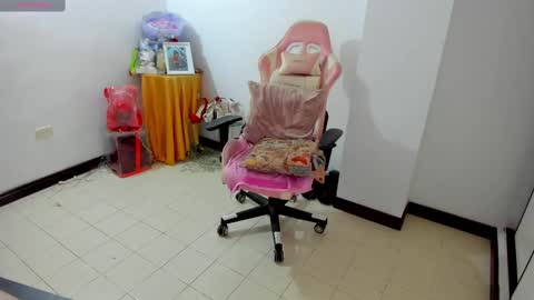 Alexandra Independent model online show from October 7, 5:32 pm