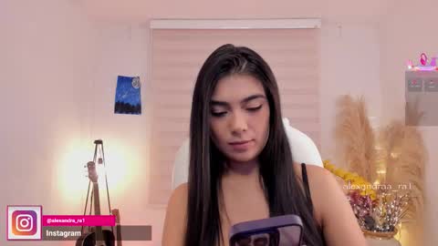 Snapshot of alexandra_ra1 chatting on December 18, 10:05 pm Alexandra Rodriguez online show from December 18, 10:05 pm