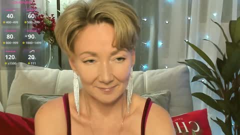 Alexandra online show from December 25, 5:05 pm