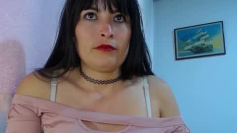 alexandrasaen online show from December 17, 10:27 pm