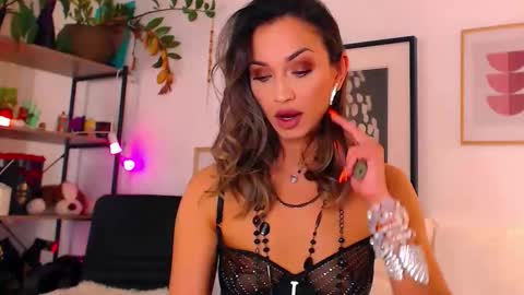 alexandrawooow online show from April 23, 11:31 am