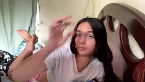 Snapshot of alexandre_chuad chatting on July 9, 4:44 pm Alexa online show from July 9, 4:44 pm