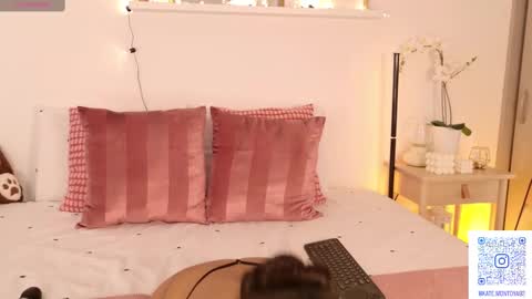 Snapshot of alexaporter chatting on October 15, 8:09 pm Alexa online show from October 15, 8:09 pm