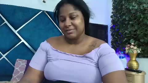 Snapshot of alexarousse4u chatting on June 27, 11:32 pm Alexa online show from June 27, 11:32 pm