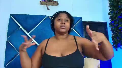 Snapshot of alexarousse4u chatting on July 7, 11:42 pm Alexa online show from July 7, 11:42 pm