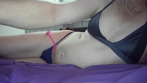 alexass online show from December 18, 10:46 pm