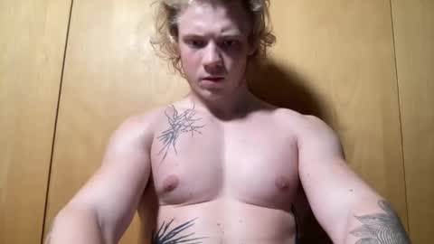 Snapshot of alexbarczukxxx chatting on February 17, 1:51 pm Alex Barczuk online show from February 17, 1:51 pm