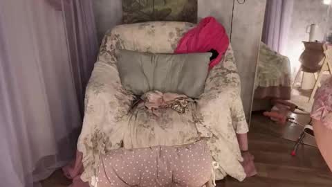 alexbellis online show from October 29, 12:02 am