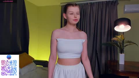 Jody  Christine online show from December 18, 10:40 am